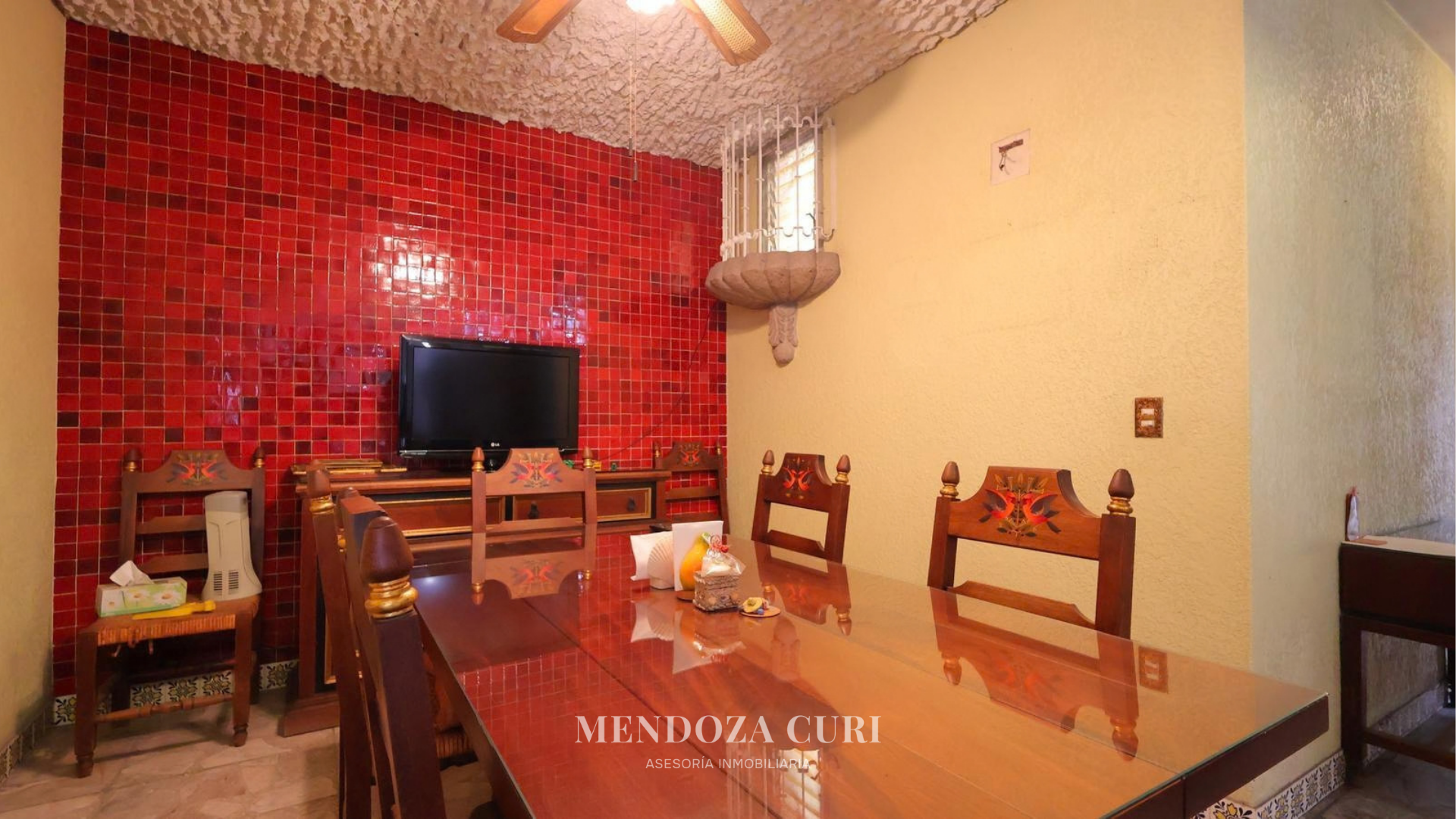 Gran casa en Venta en Jardines del Bosque - foto 9