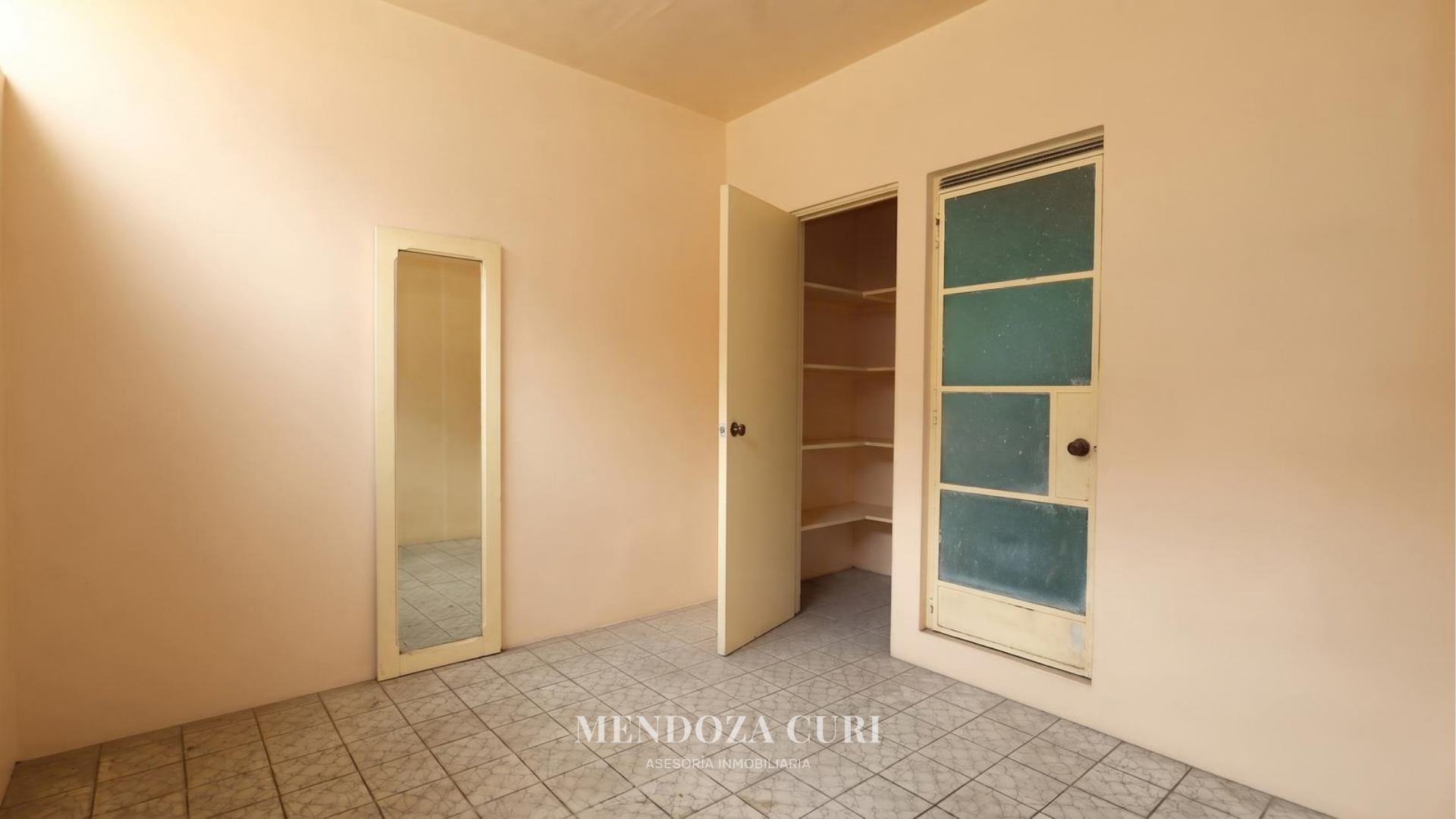 Gran casa en Venta en Jardines del Bosque - foto 17