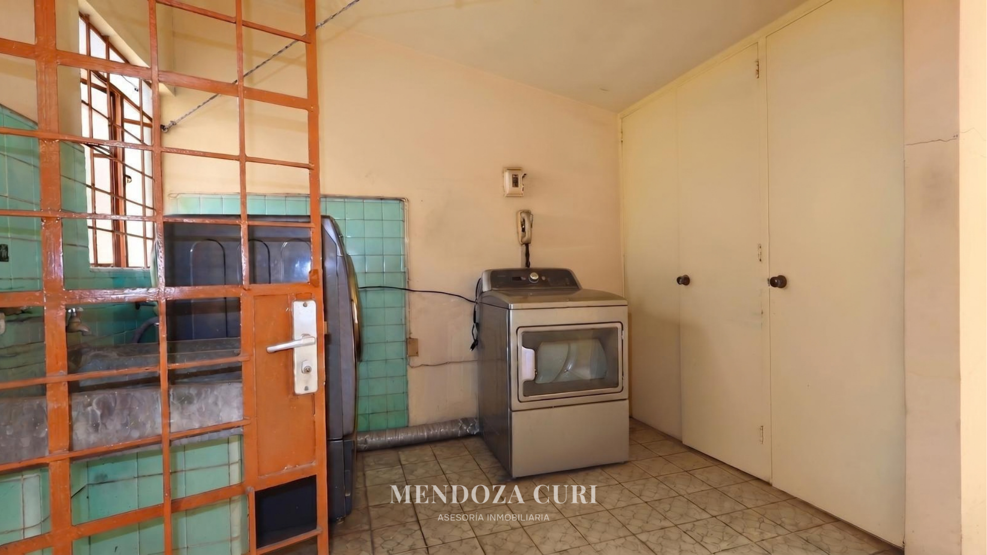 Gran casa en Venta en Jardines del Bosque - foto 16