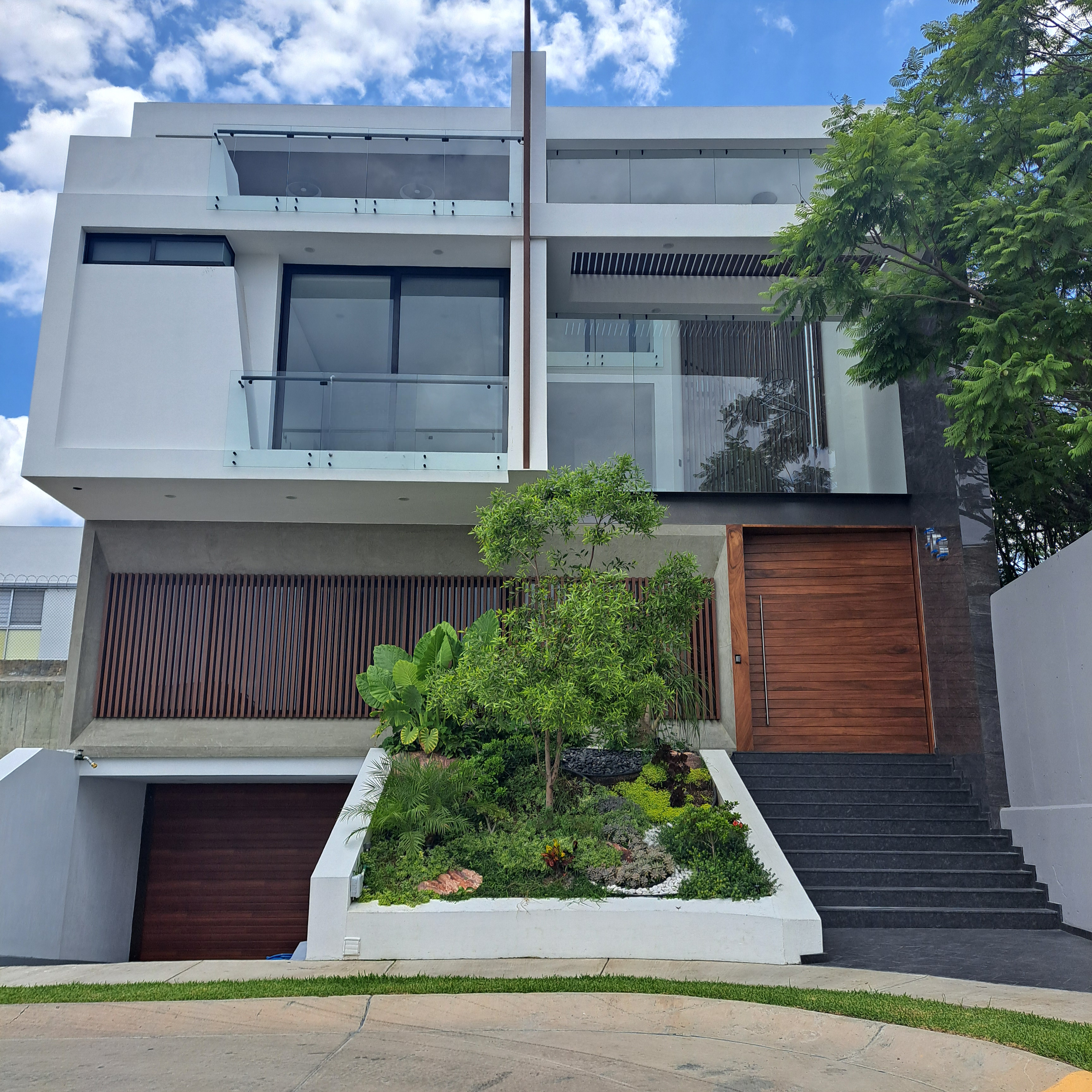Residencia en uno de las zonas de mas Plusvalia en Zapopan, La Cima 