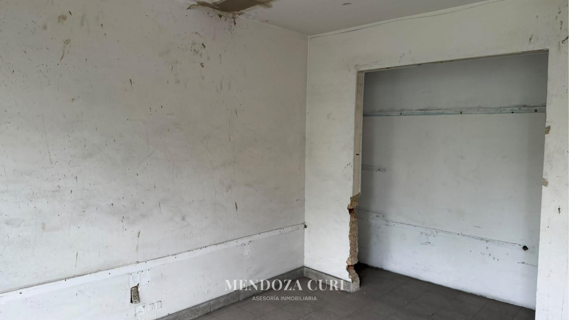 Propiedad para remodelar en Jardines del Country - foto 4