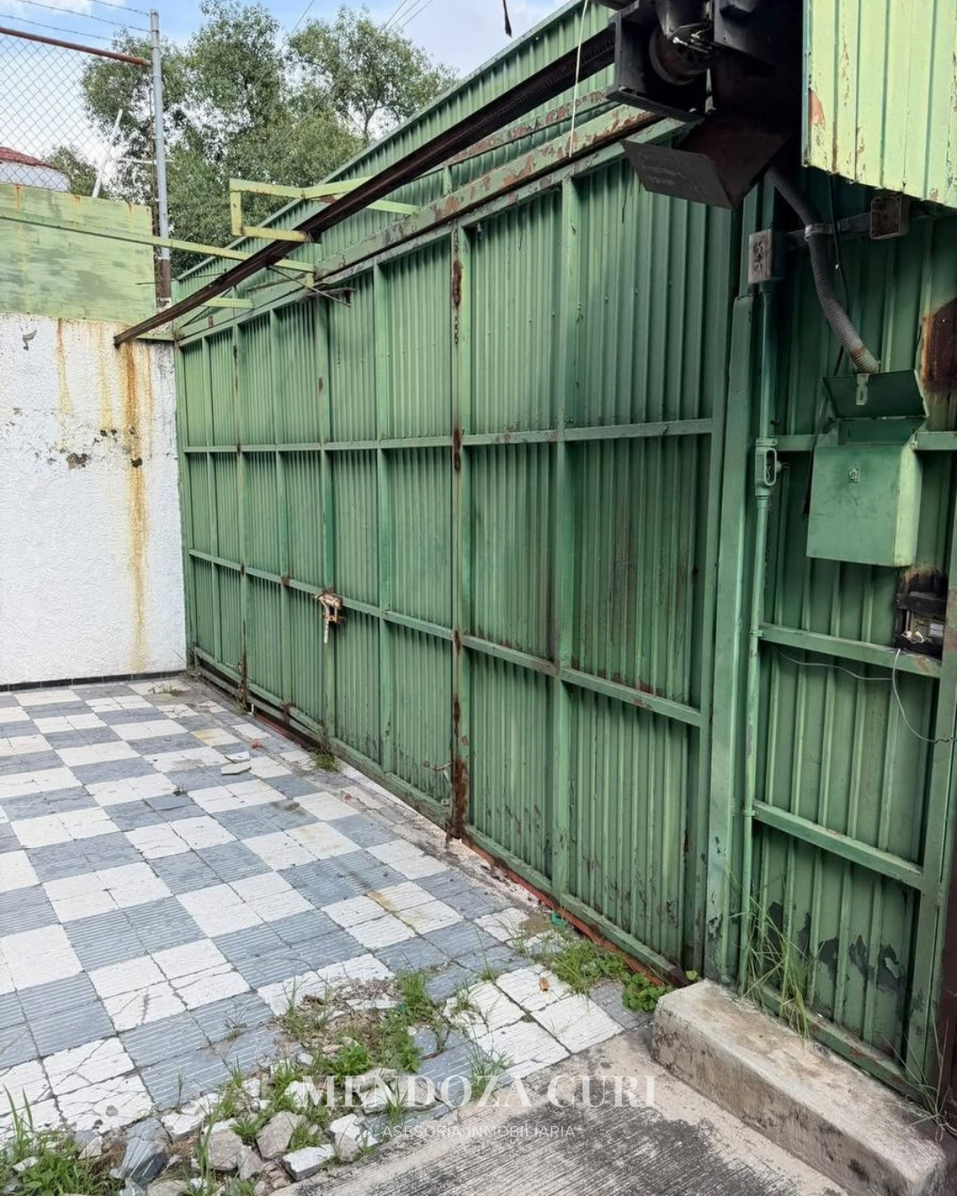 Propiedad para remodelar en Jardines del Country - foto 13