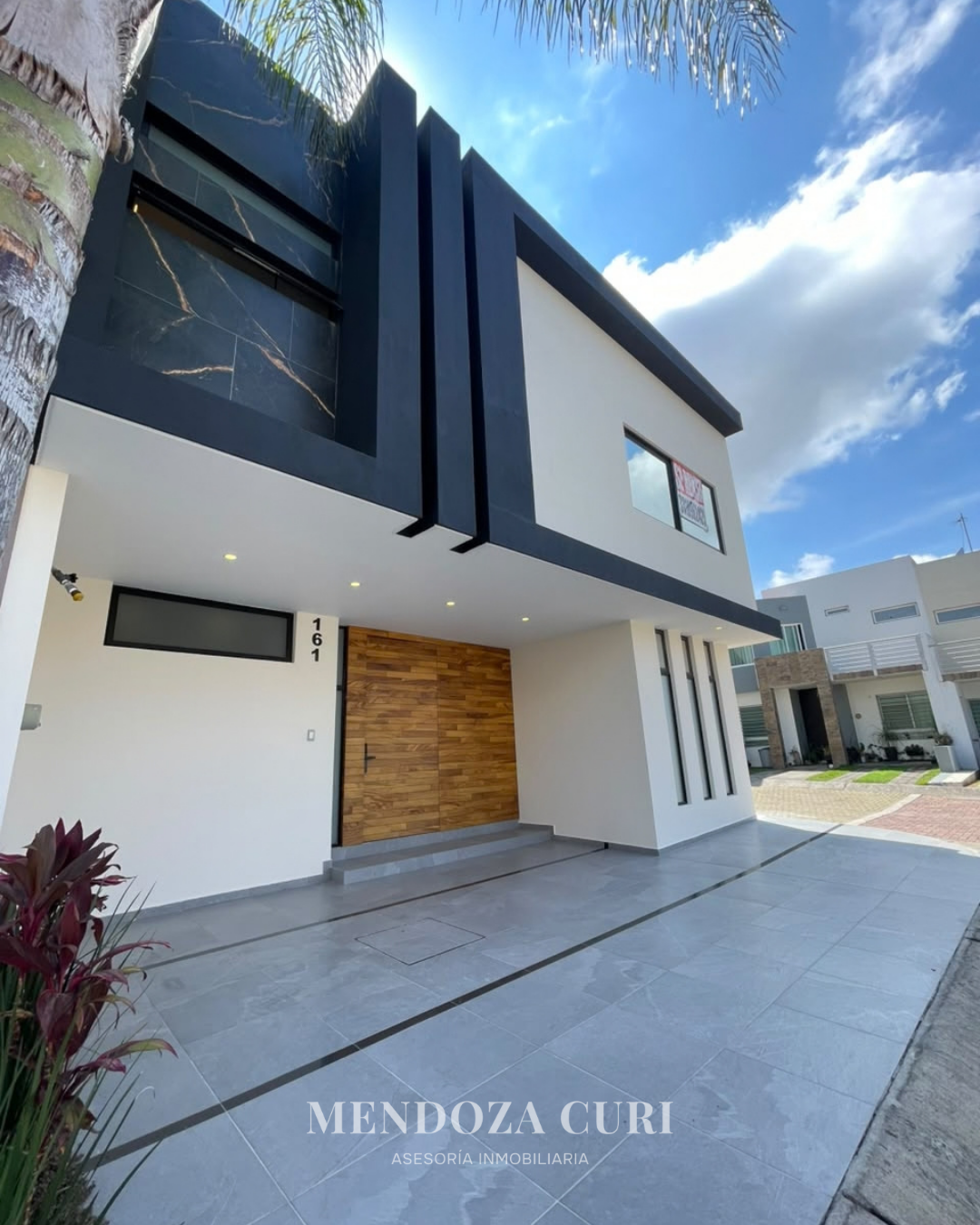 Moderna y hermosa casa en venta en Los Almendros Residencial