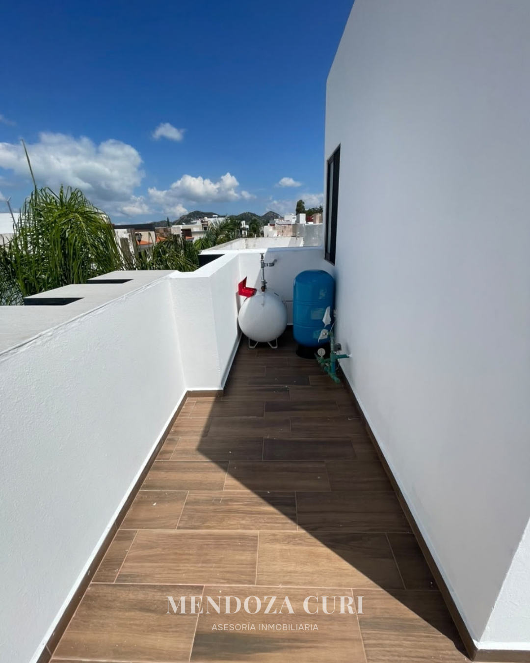 Moderna y hermosa casa en venta en Los Almendros Residencial - foto 20