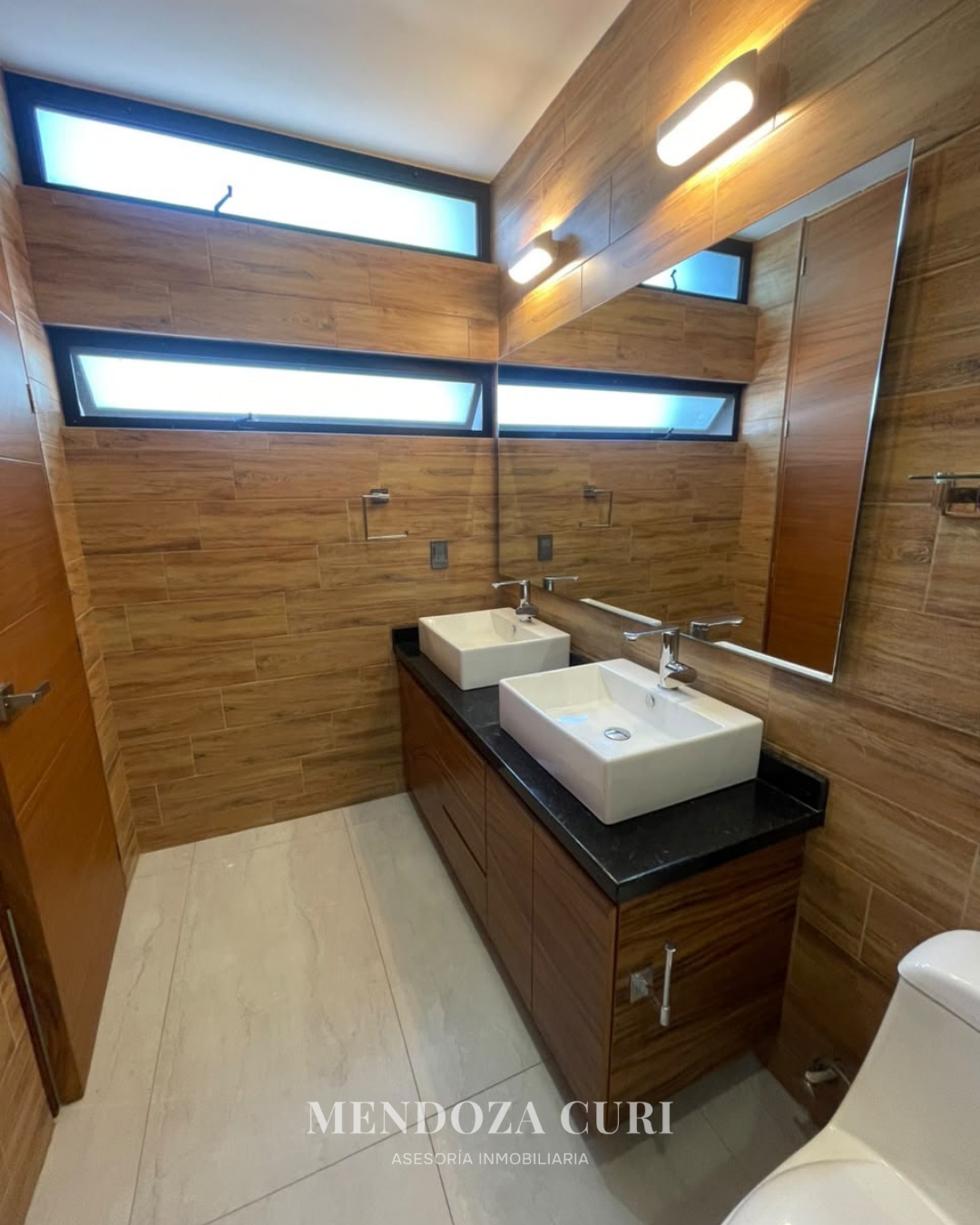 Moderna y hermosa casa en venta en Los Almendros Residencial - foto 10
