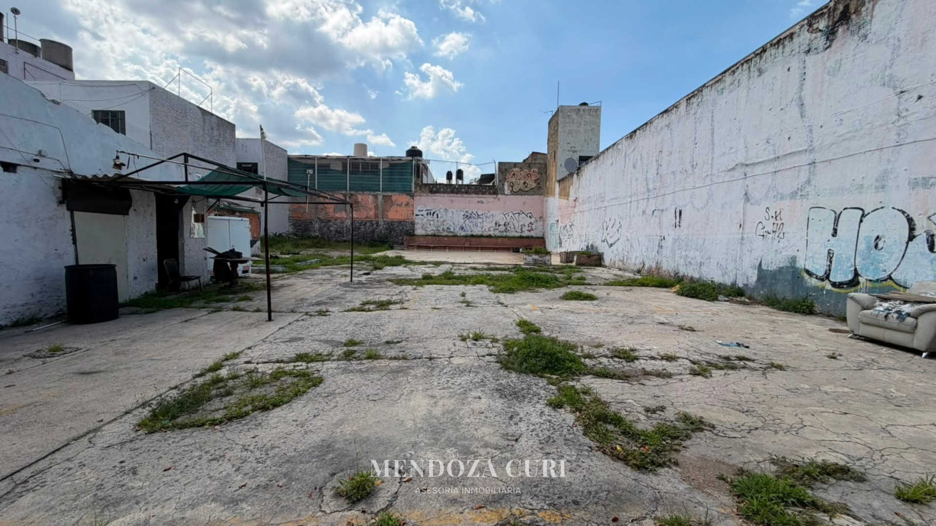 Gran terreno en Venta en Calzada Independencia Nte - foto 6