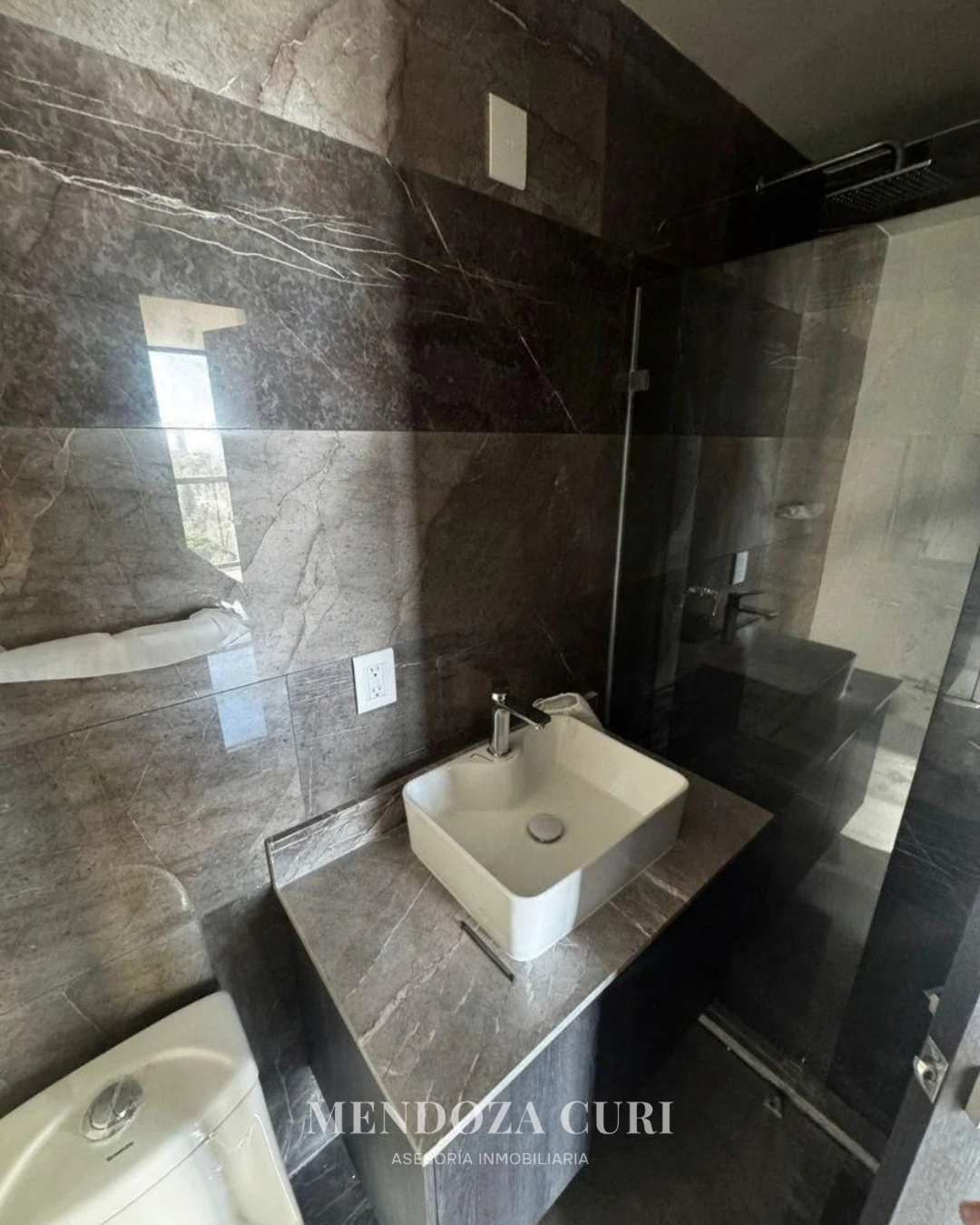 Moderno departamento en renta en Torre Luxia - foto 12