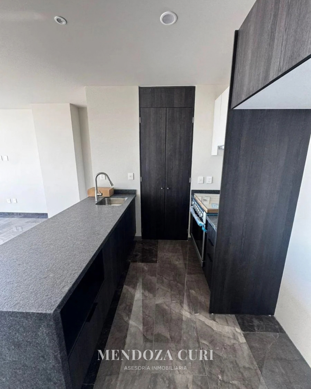 Moderno departamento en renta en Torre Luxia - foto 16