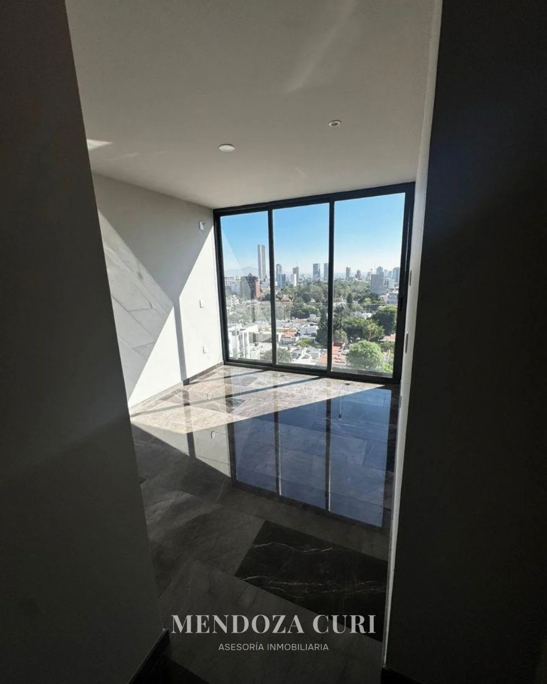 Moderno departamento en renta en Torre Luxia - foto 21