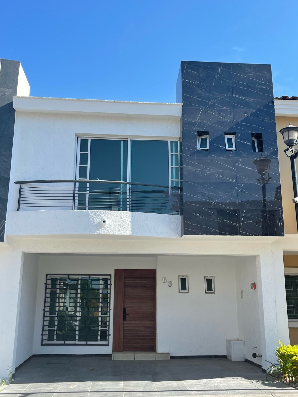 Hermosa casa en venta en Real de Valdepeñas