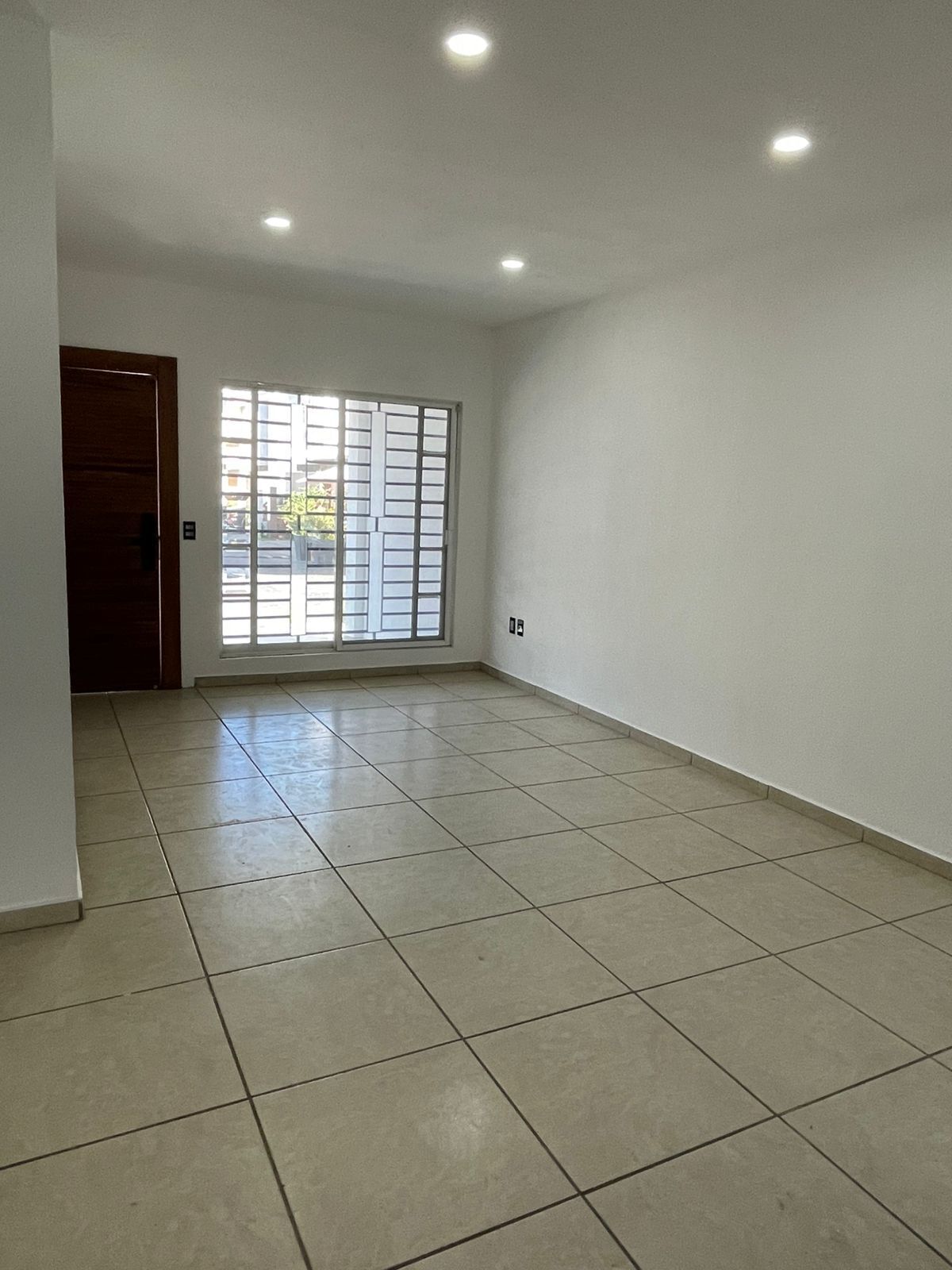 Hermosa casa en venta en Real de Valdepeñas - foto 5