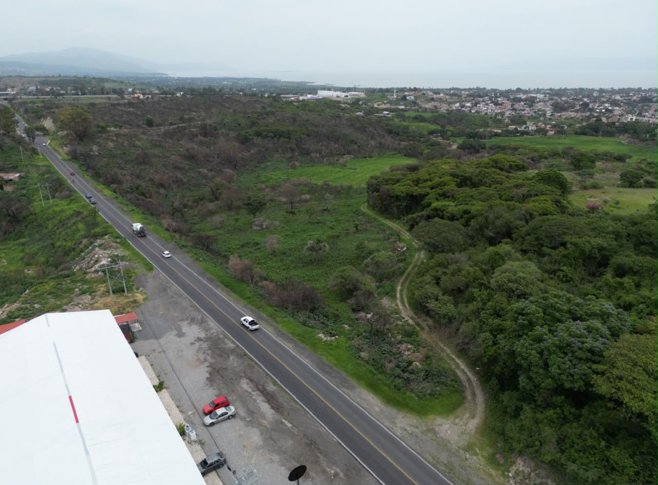 Terreno en Libramiento Chapala - Ajijic - foto 5