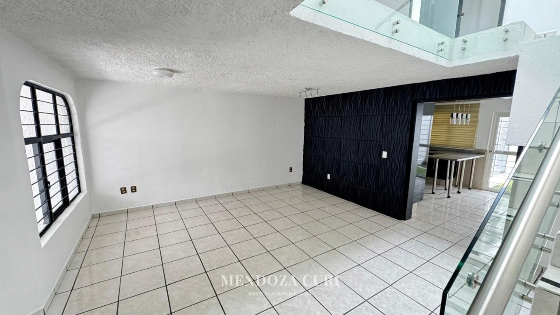 Casa en renta en Colinas del Rey, Zapopan - foto 1