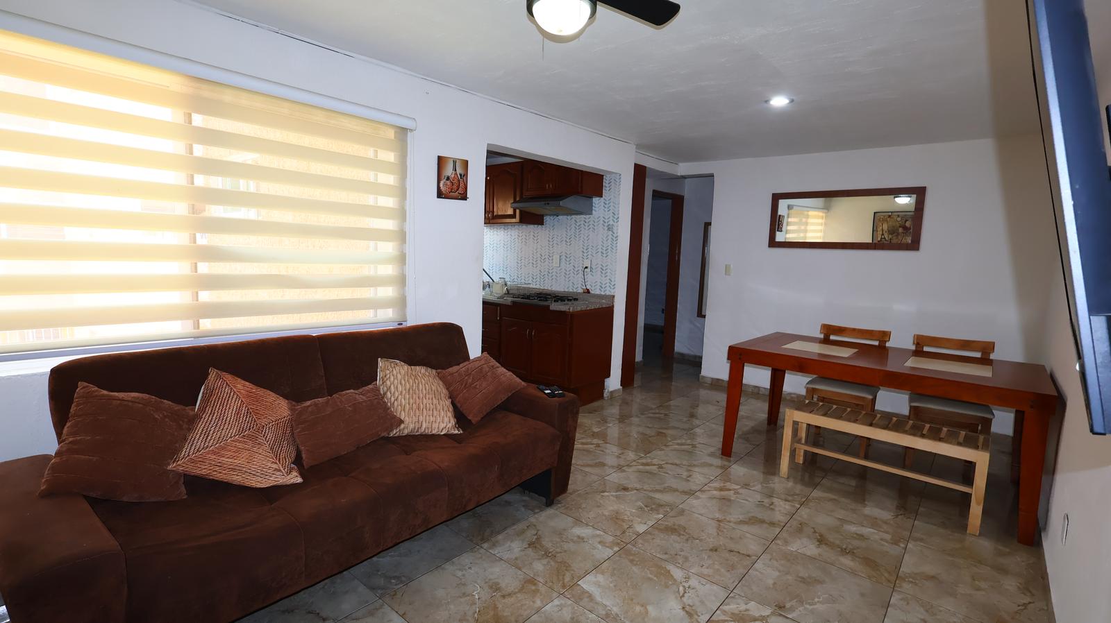 Departamento amueblado en renta, en Col. Lagos del Country - foto 9