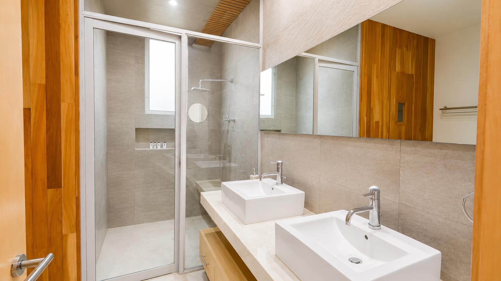 Lujosa casa en renta en Residencial Las Cumbres - foto 4