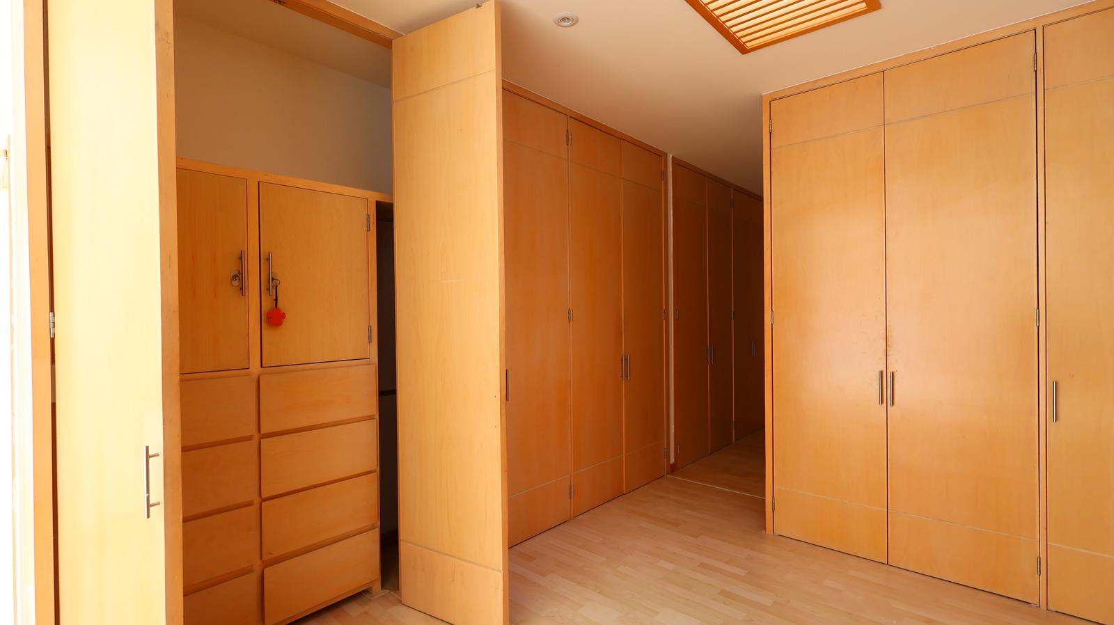 Lujosa casa en renta en Residencial Las Cumbres - foto 36