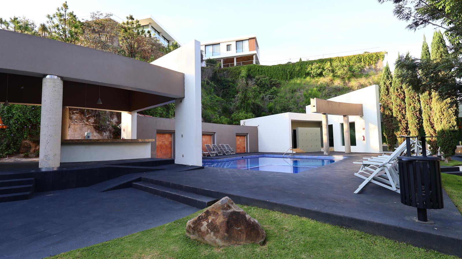 Lujosa casa en renta en Residencial Las Cumbres - foto 22