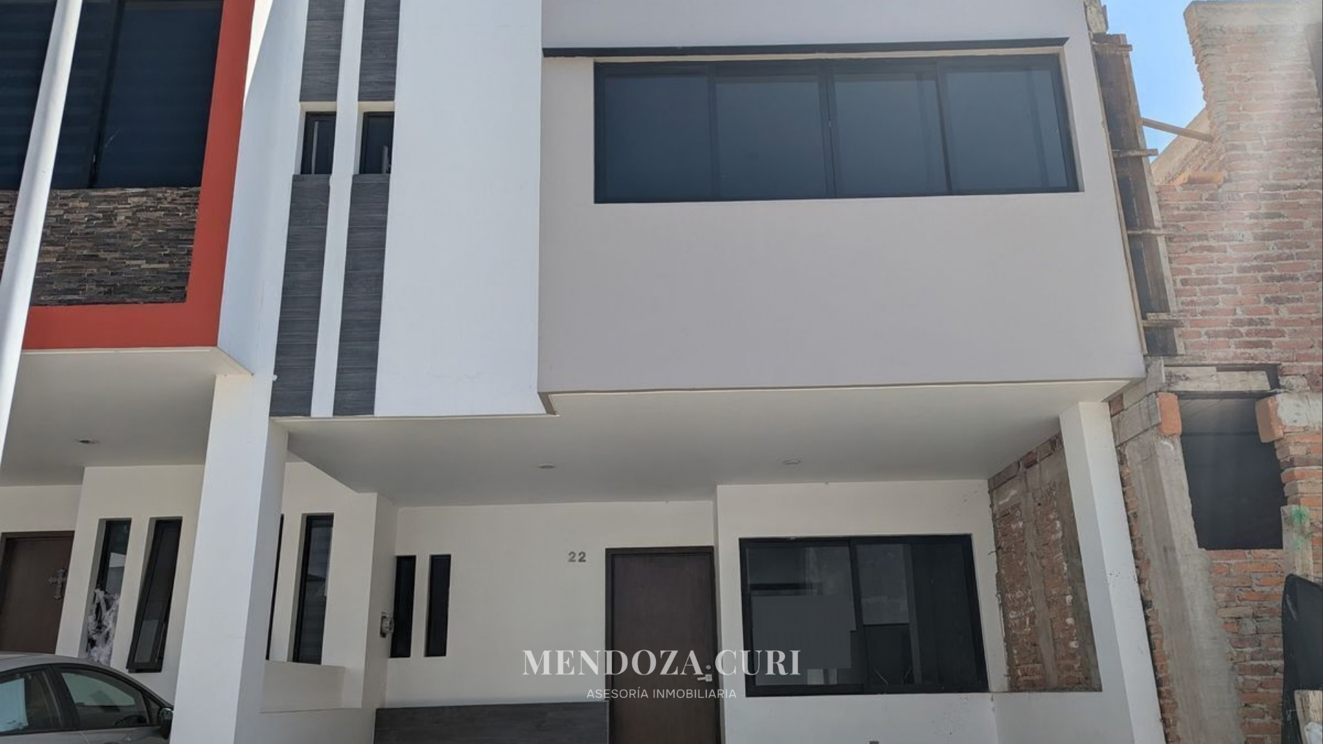 Moderna casa en renta en condominio ubicado en Valle Imperial, Zapopan