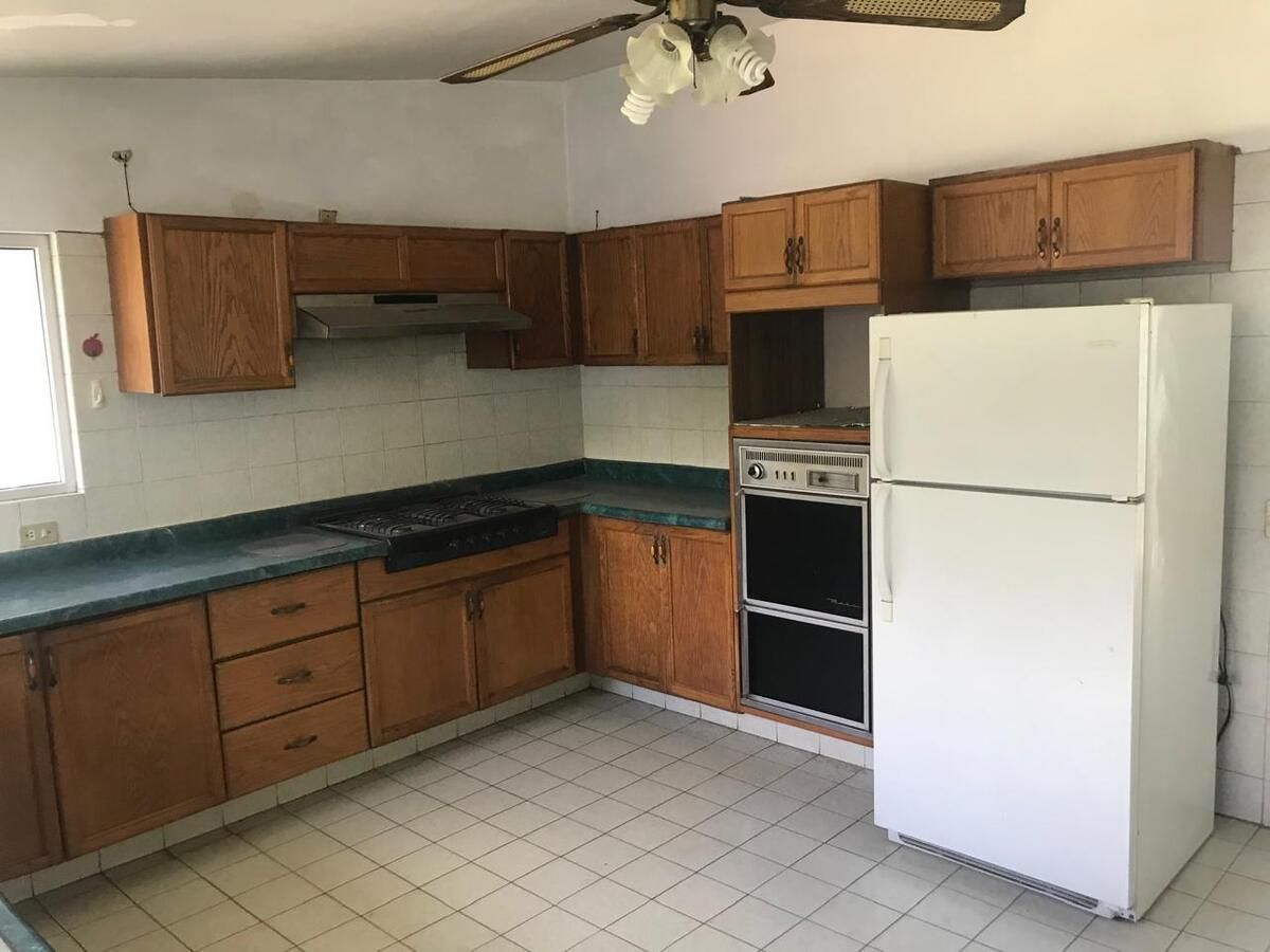 RESIDENCIA EN VENTA IDEAL PARA ASILO, CLÍNICA O INVERSIÓN - foto 5