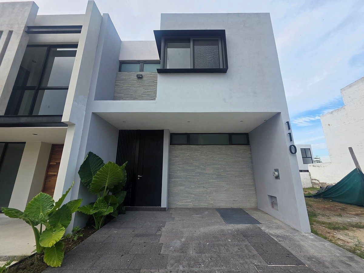 Casa en renta ubicada en Alva Residencial (Casa 110)