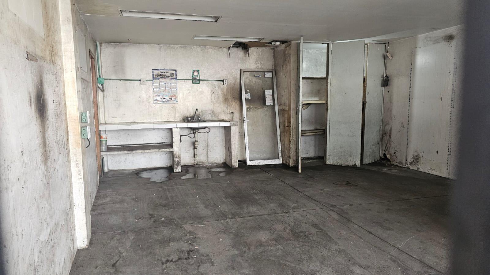Bodega Industrial en Calz. Lázaro Cárdenas  - foto 3