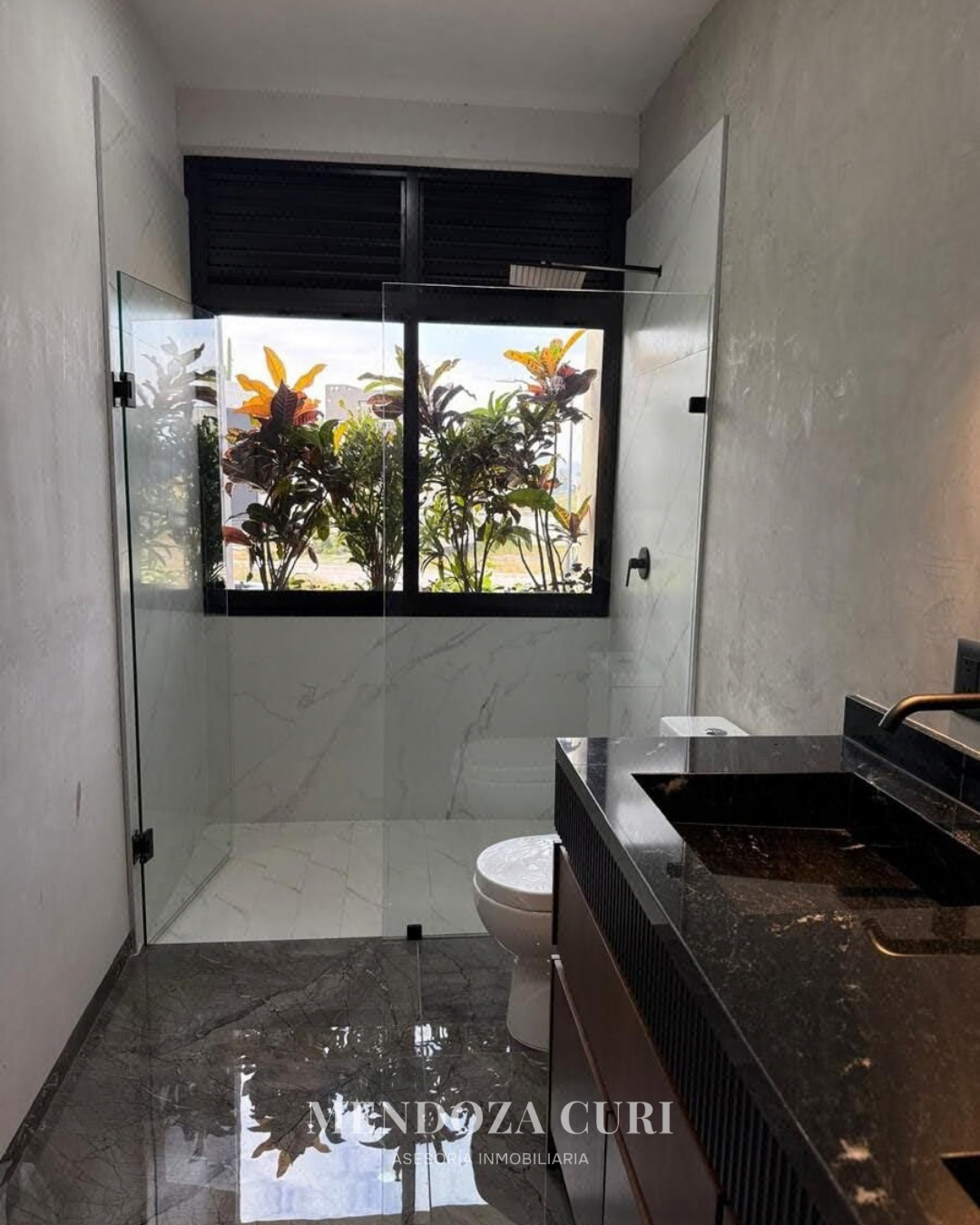 Hermosa casa en Venta en Bosques Vallarta, Zona Real - foto 2