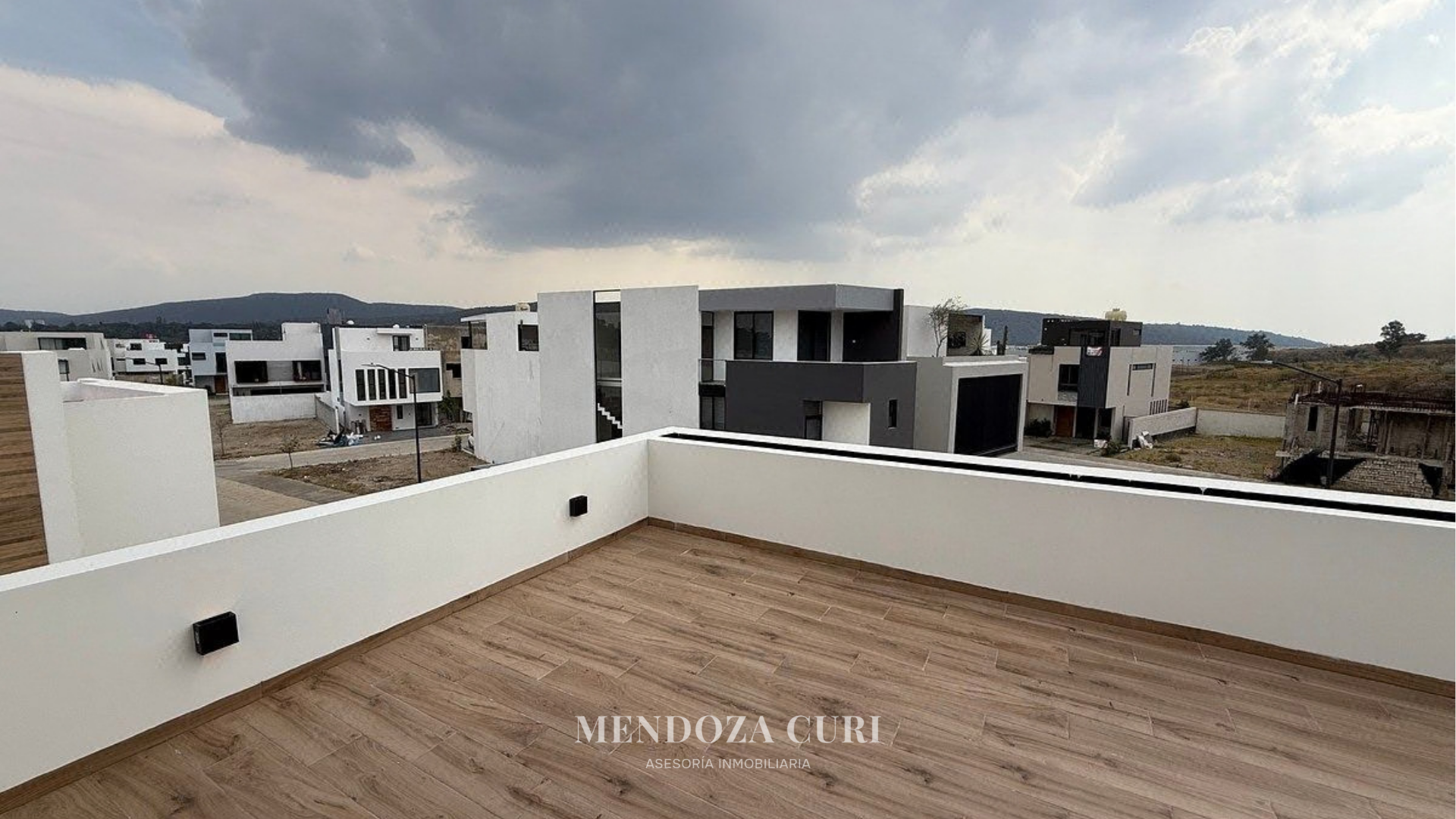 Hermosa casa en Venta en Bosques Vallarta, Zona Real - foto 3