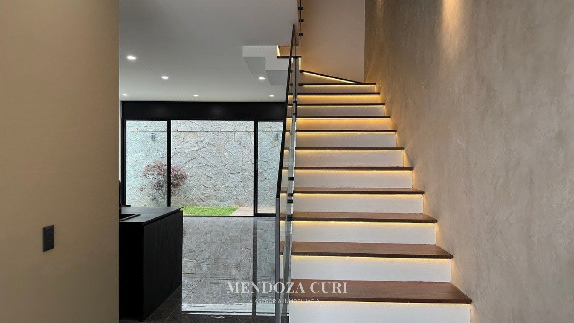Hermosa casa en Venta en Bosques Vallarta, Zona Real - foto 12