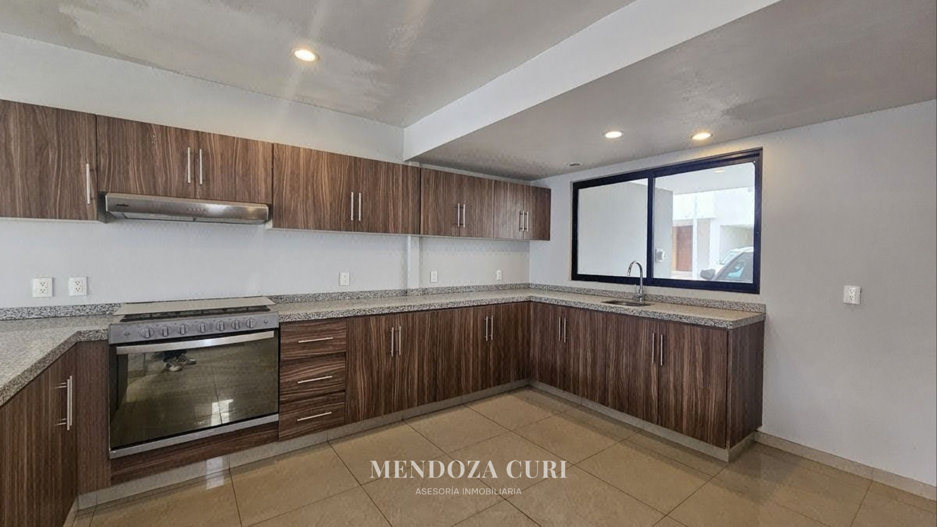 Casa en Renta, ubicada en Madeiras II (202) - foto 2