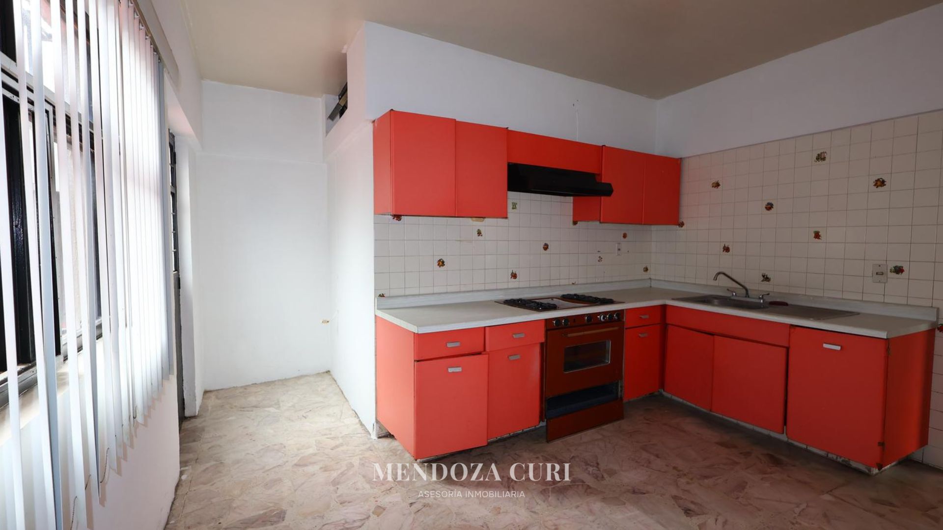 Amplia casa en venta en Lomas del Country - foto 18