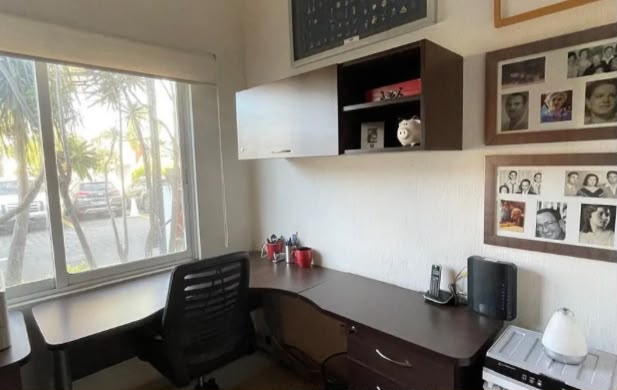 ¡Vive en un coto privado con seguridad, amplias calles y frente al parque! Una excelente opción para quienes buscan comodidad, tranquilidad y una ubicación con todos los servicios a su alcance. - foto 5