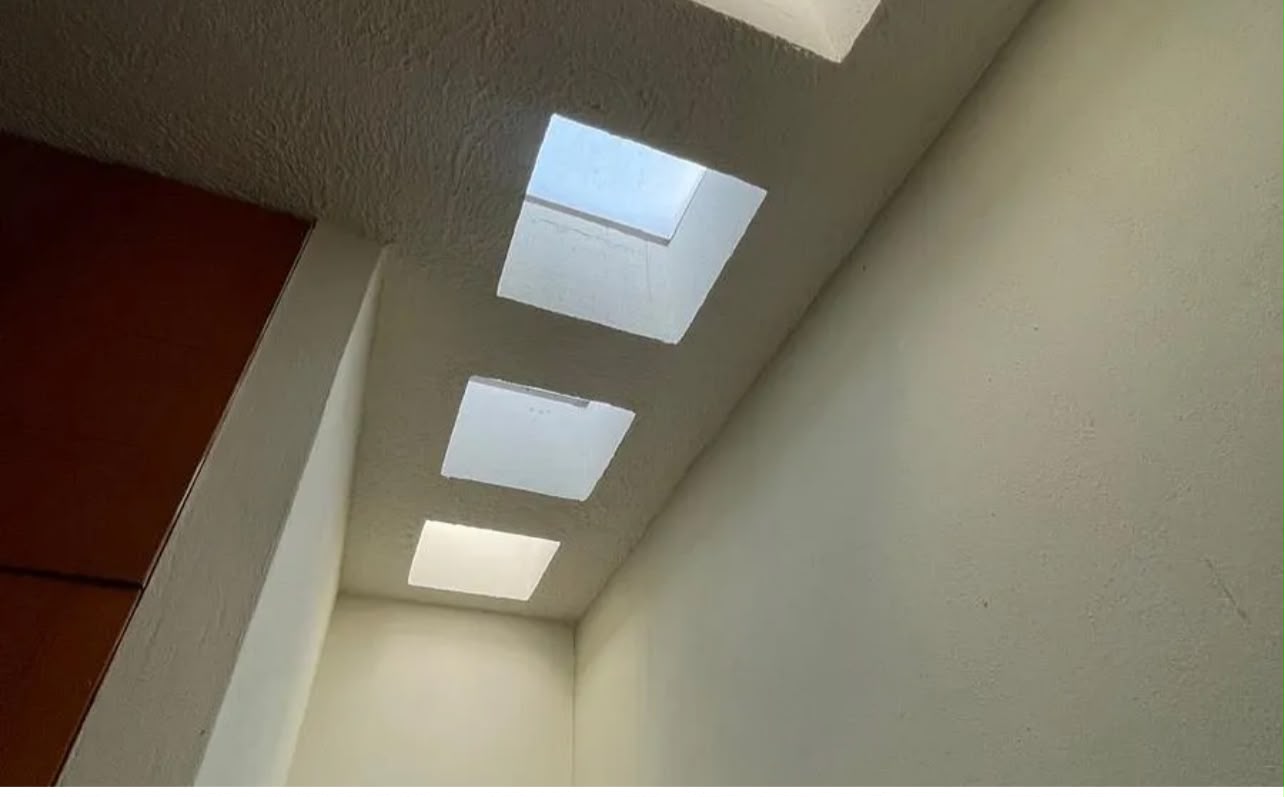 ¡Vive en un coto privado con seguridad, amplias calles y frente al parque! Una excelente opción para quienes buscan comodidad, tranquilidad y una ubicación con todos los servicios a su alcance. - foto 8